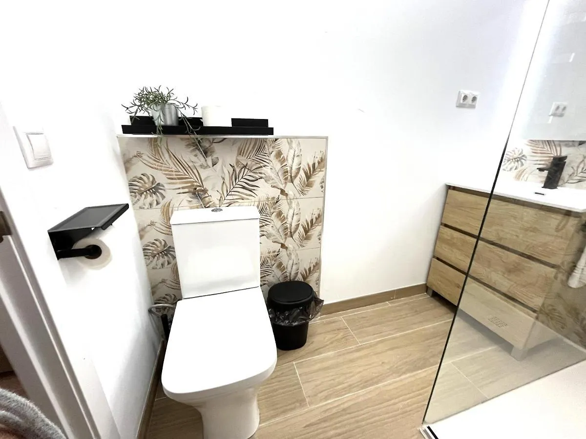 Cg630 - Nuevo - 1 Dorm - Vistas Lateral Al Mar - Wifi - Centro A 50 Metros, Playa A 650 Metros Appartement Torremolinos